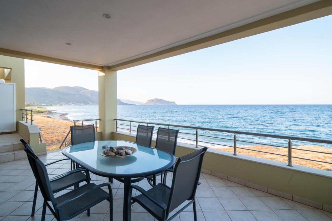 Spacious Beachfront Maisonettes With Stunning Views & A Private Beach Монемвасія Екстер'єр фото