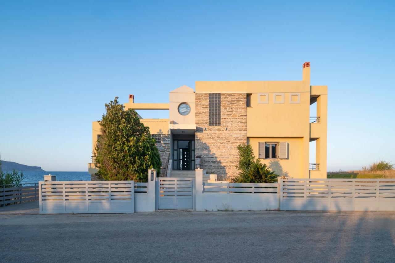 Spacious Beachfront Maisonettes With Stunning Views & A Private Beach Монемвасія Екстер'єр фото